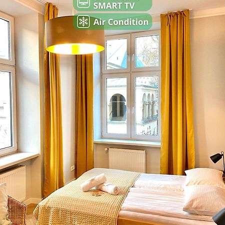 Faust Apartments In The Heart Of Kazimierz By Mint Apartment 크라쿠프 외부 사진